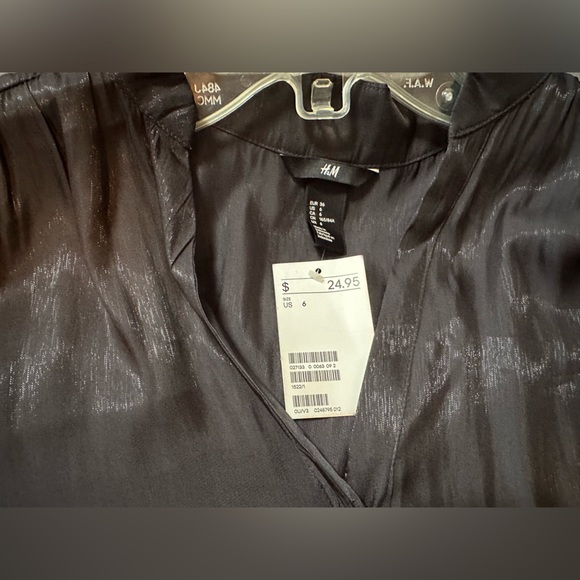 H&M SHIMMER BLACK LOW HIGH BLOUSE LONG SLEEVE SHINY - Picture 7 of 7